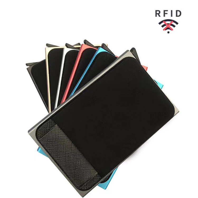 Sparán Alúmanam Uathoibríoch Pop Up RFID le Pouch Ar ais Leaisteachas